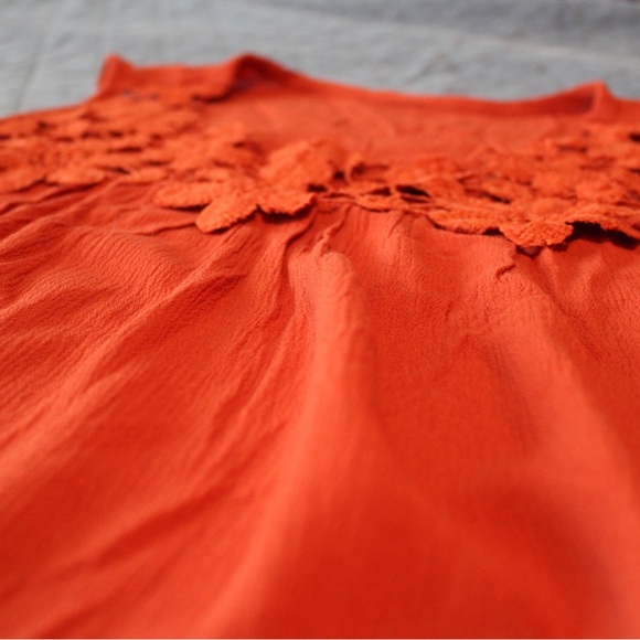 Aluna Levi Crepe Tank - Picture 2 of 2